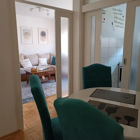 Ellena Apartamento Saraievo