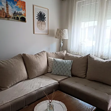 Ellena サラエヴォ